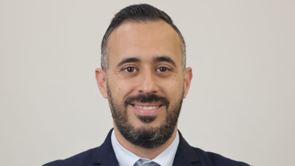 eToro launches AI-powered advertising campaign in the UAE highlighting its premium loyalty programme