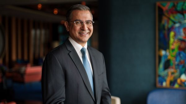 المكاتب العائلية الإماراتية ضمن أبرز المتبنين عالمياً لتقنيات الذكاء الاصطناعي والأصول الرقمية