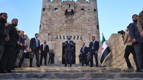 الشرع من قلعة حلب