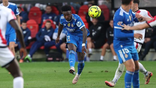 تشيلسي يدخل السباق لخطف فينيسيوس من ريال مدريد