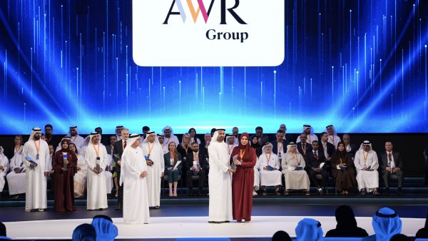 مجموعة عبد الواحد الرستماني تحصد جائزة خلال الدورة الثالثة من جائزة الإمارات للريادة في سوق العمل