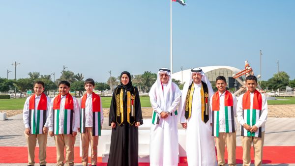 "إمباور" تحتفي بيوم العلم مجددةً الولاء للقيادة الرشيدة والانتماء لقيم الاتحاد