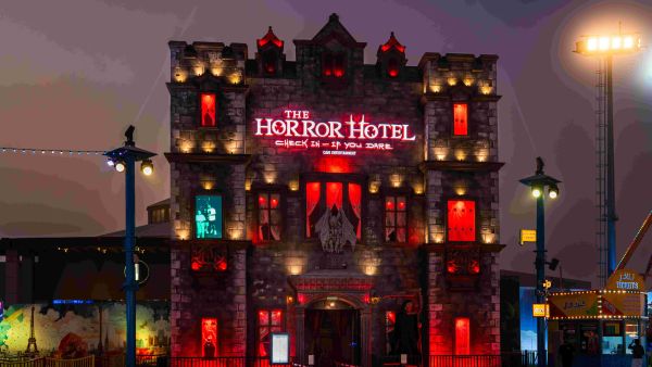 دليلكم لأبرز التجارب في الموسم الثلاثين للقرية العالمية