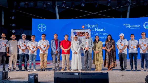 214  طفلاً فقيراً يستفيدون من جراحات القلب للأطفال مجاناً من خلال برنامج ”عناية من القلب للقلب“ التابع لمنظمة "متطوعو أستر"
