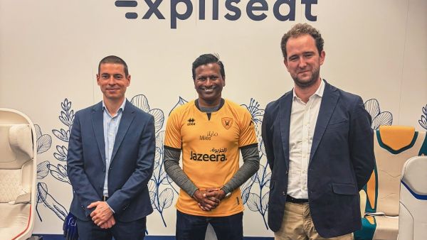 طيران الجزيرة تتسلّم مقاعد TiSeat 2X لأسطول طائرات A320 من شركة Expliseat