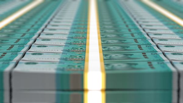 أعباء خدمة الدين والفوائد تلتهم نسبة كبيرة من الموازنة المصرية