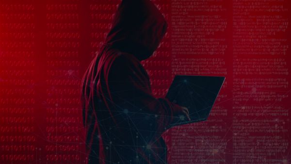 أغانٍ فلسطينية تُبث على شاشات المحطات