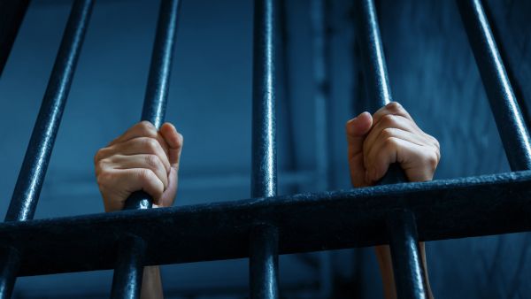 فضيحة: تصفيق للجنود بعد الجريمة