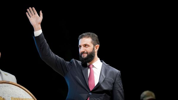 سوريا تحبط مؤامرتين لداعش لاغتيال الرئيس أحمد الشرع