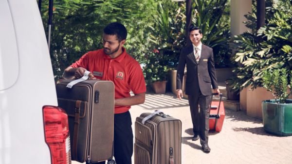 طيران الإمارات تتأهب لموسم سفر مزدحم في مطار دبي خلال شهر ديسمبر