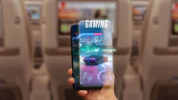 طيران الإمارات تزوّد 232 طائرة من أسطولها بخدمة "ستارلينك"