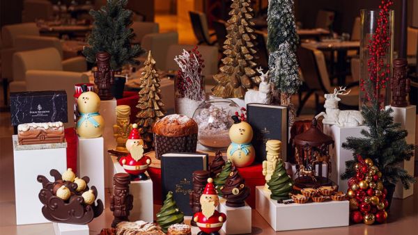 فندق فورسيزونز أبوظبي في جزيرة الماريه يقدّم تجربة "ون جوي" الخاصة بموسم الأعياد 2025 