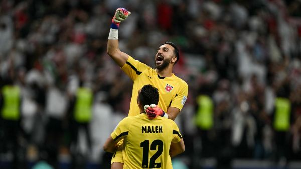 أبو ليلى ينتقد سلوك الدوسري ويدعوه للتعلم من ياسر القحطاني