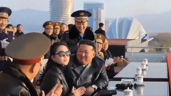 الذكرى الـ80 للقوات الجوية في كوريا الشمالية