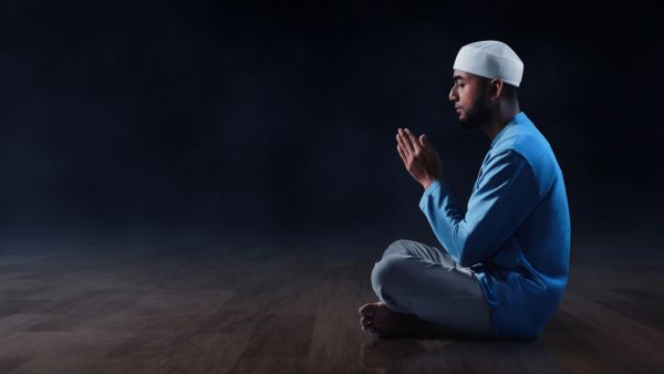 الآية التي تفتح أبواب الرزق المغلقة