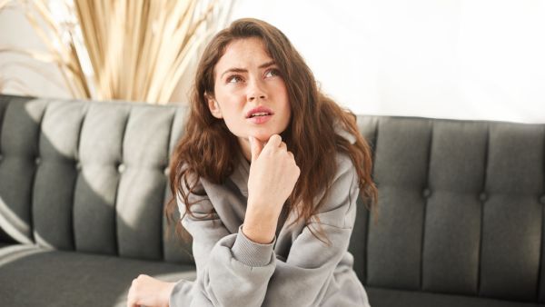 ما هي الخطوات الأساسية للتخلص من المشاعر السلبية؟