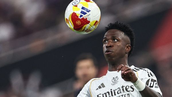 فينيسيوس تحت الضغط وريال مدريد يجدد الثقة