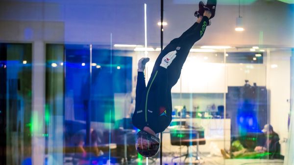 كلايم أبوظبي" يستضيف النسخة الرسمية الثانية من بطولة الإمارات الدولية للقفز الحر الداخلي 2026