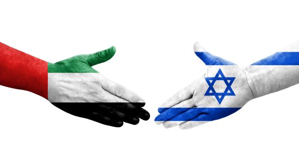 الإمارات تتبرع بأعضاء أبنائها لإسرائيل… خزي لم يسبق له مثيل...