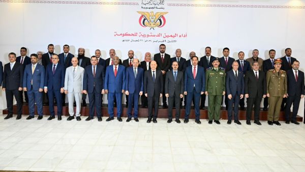 Yemen’s sixth government in exile sworn in Riyadh 