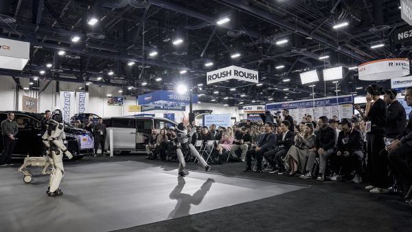 Faraday Future Launches Three Series of Robot Products at the Annual NADA Show, Aiming to Become the first U.S. Company to Deliver Both Humanoid and Bionic Robots