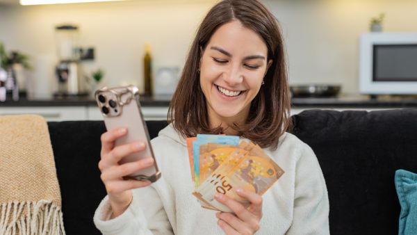 خبراء: نجاح الزيادة في تحسين الظروف المعيشية مرهون بالسيطرة على الأسعار