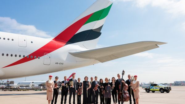 طيران الإمارات تجدد شراكتها مع أوركسترا سيدني السيمفونية