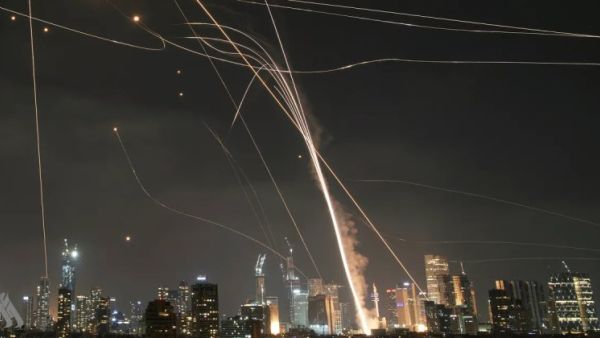 رشقة صاروخية تجاه إسرائيل