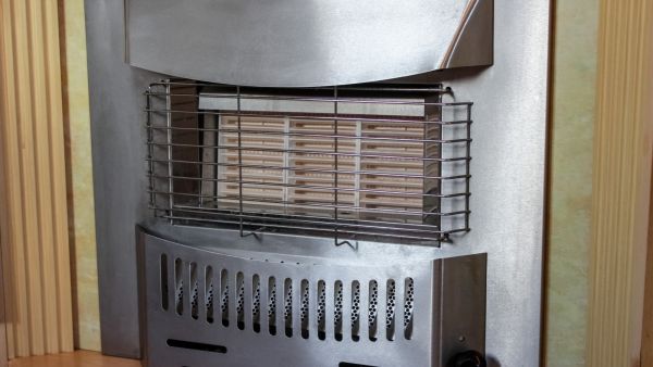 طريقة تنظيف صوبة الغاز