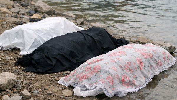 العراق.. مصرع 3 نساء بينهنّ عروس إثر سقوط سيارتهنّ في نهر