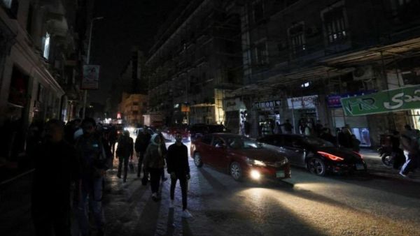 9 مساءً طوال الأسبوع.. 10 مساءً يومي الخميس والجمعة