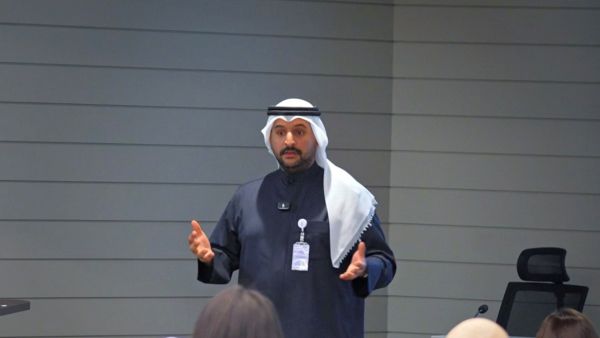 "وربة" يقيم ورشة في مكافحة غسل الأموال وتمويل الإرهاب لموظفي وزارة التجارة والصناعة