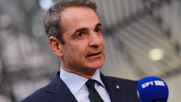 رئيس الوزراء اليوناني كيرياكوس ميتسوتاكيس يعقد مؤتمراً صحفياً خلال قمة الاتحاد الأوروبي، في مقر الاتحاد الأوروبي ببروكسل، في 22 مارس 2024.