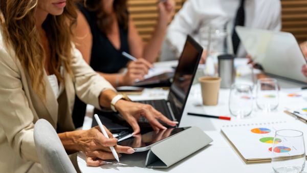 حظك اليوم الأحد 19 نيسان/أبريل 2026‎