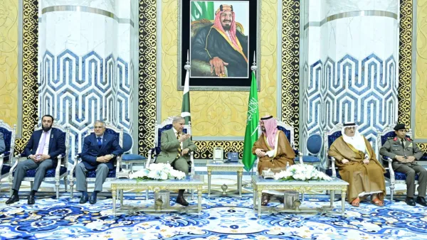 Pakistani PM visits Saudi Arabia