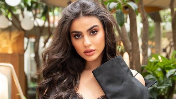 الدكتورة يومي