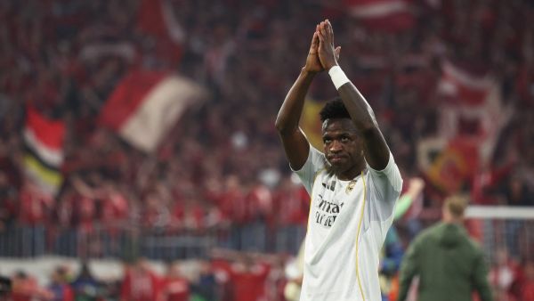 مستقبل فينيسيوس يثير القلق داخل ريال مدريد