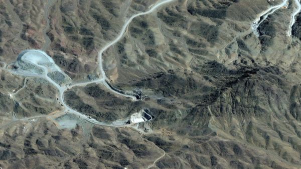 ايران تعمل على منع أي محاولة محتملة للاستيلاء على اليورانيوم