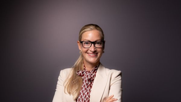 "دو" تتعاون مع "إريكسون" لتعزيز خدمات الوصول اللاسلكي الثابت (FWA) في دولة الإمارات العربية المتحدة