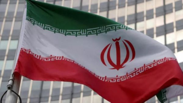 إيران