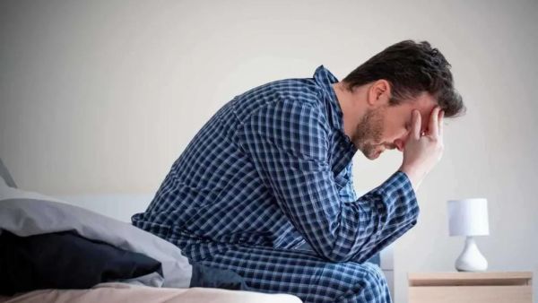 رؤية ذكر الرجل صغير في المنام للرجل