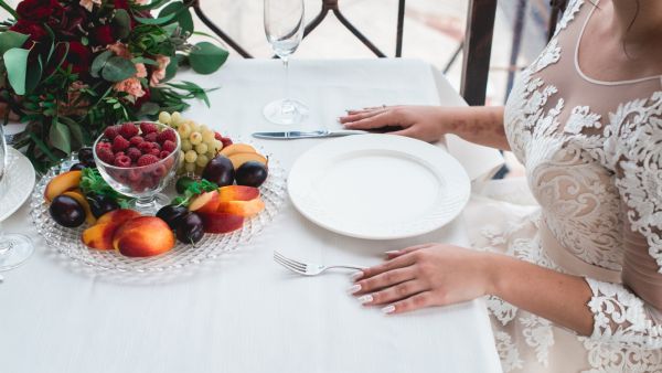 وداعًا للكيلوغرامات الزائدة.. دليل العروس للرشاقة قبل الزفاف