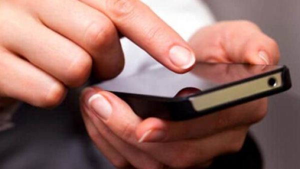 تفسير حلم اتصال حبيب متخاصم معه في المنام
