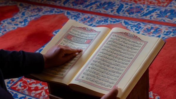 تفسير رؤية قراءة سورة الجن في المنام
