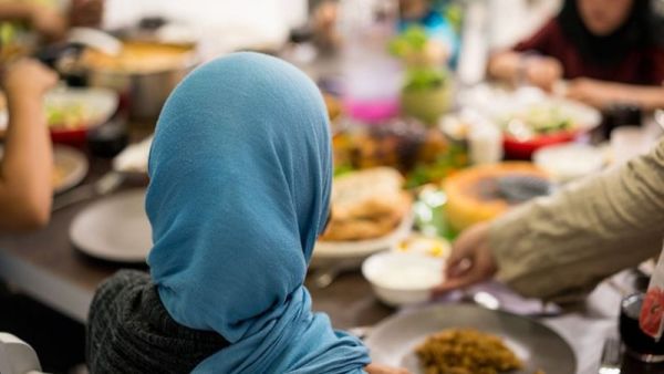تفسير عزيمة الحي للميت في المنام