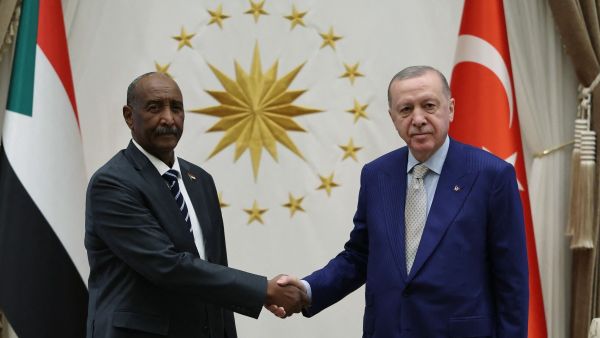 Erdogan and al- Burhan hold talks on Sudan crisis in Ankara