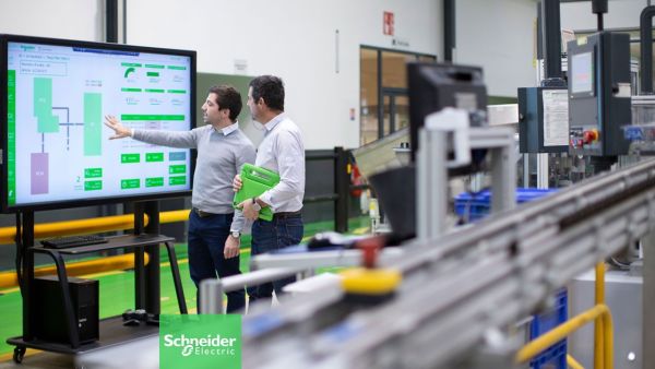 Schneider Electric joins the World Economic Forum Lighthouse Operating System Advisory Board to create an open-source manufacturing blueprint for companies of all sizes