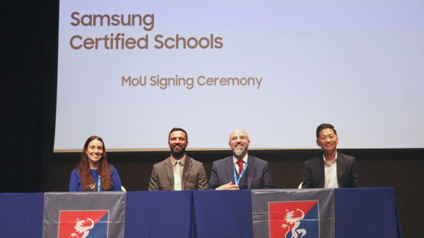 Samsung and GEMS Founders School Al Mizhar sign MoU to join Samsung Certified Schools program in the UAE