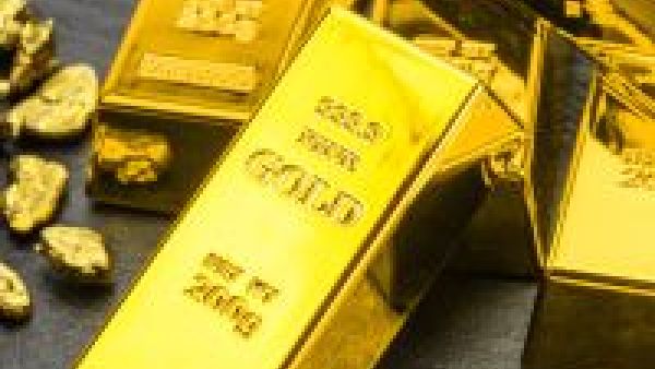 أسعار الذهب تتأرجح بين المكاسب والخسائر مع ترقب قرارات الفيدرالي الأميركي وتصاعد التوترات العالمية