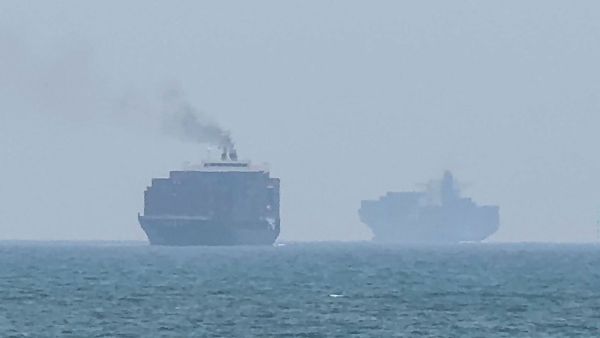 Trump Declares U.S. ‘Guardian of the Strait of Hormuz